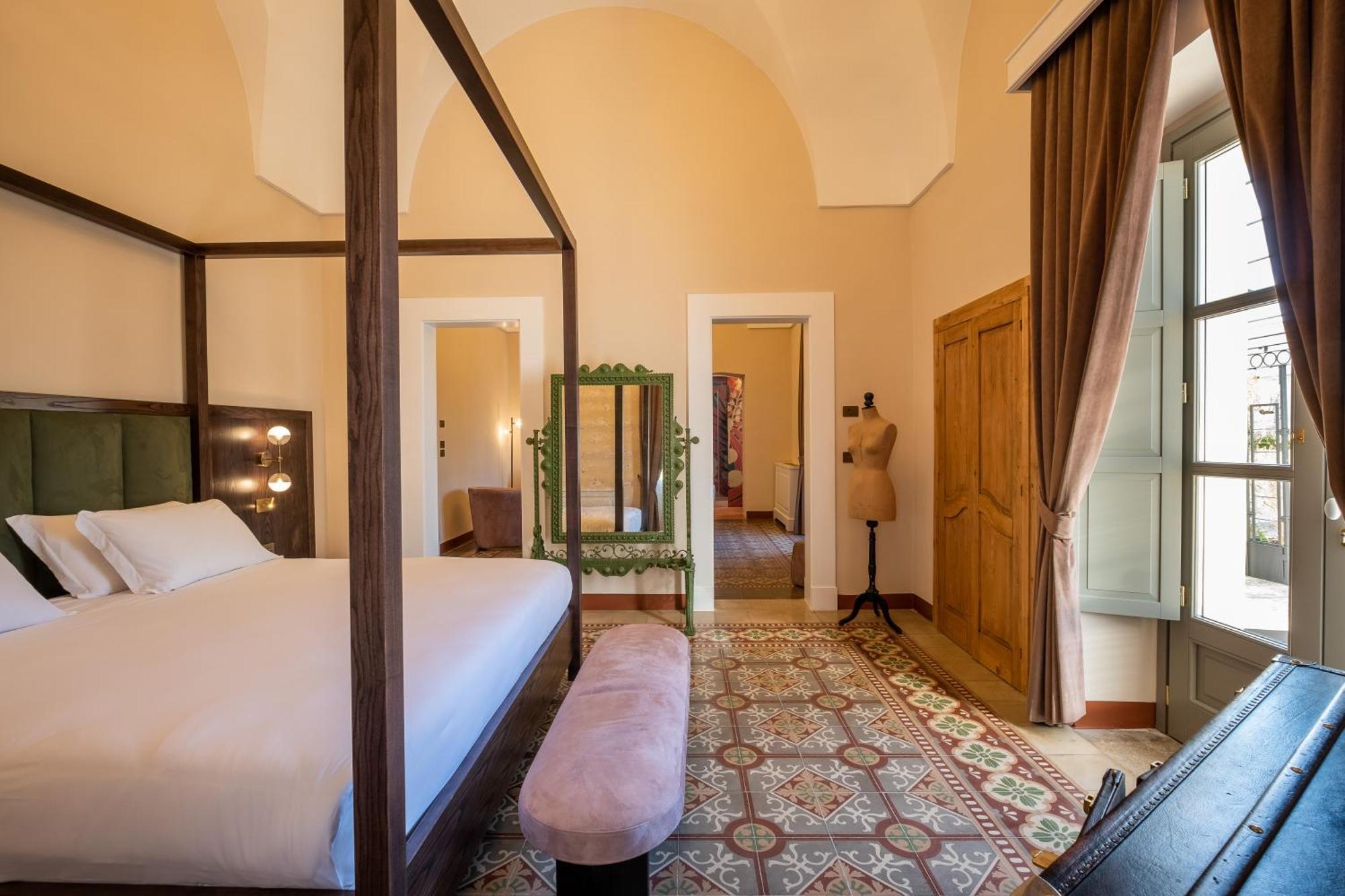 Nohasi Palace Lifestyle & Hotel 5*