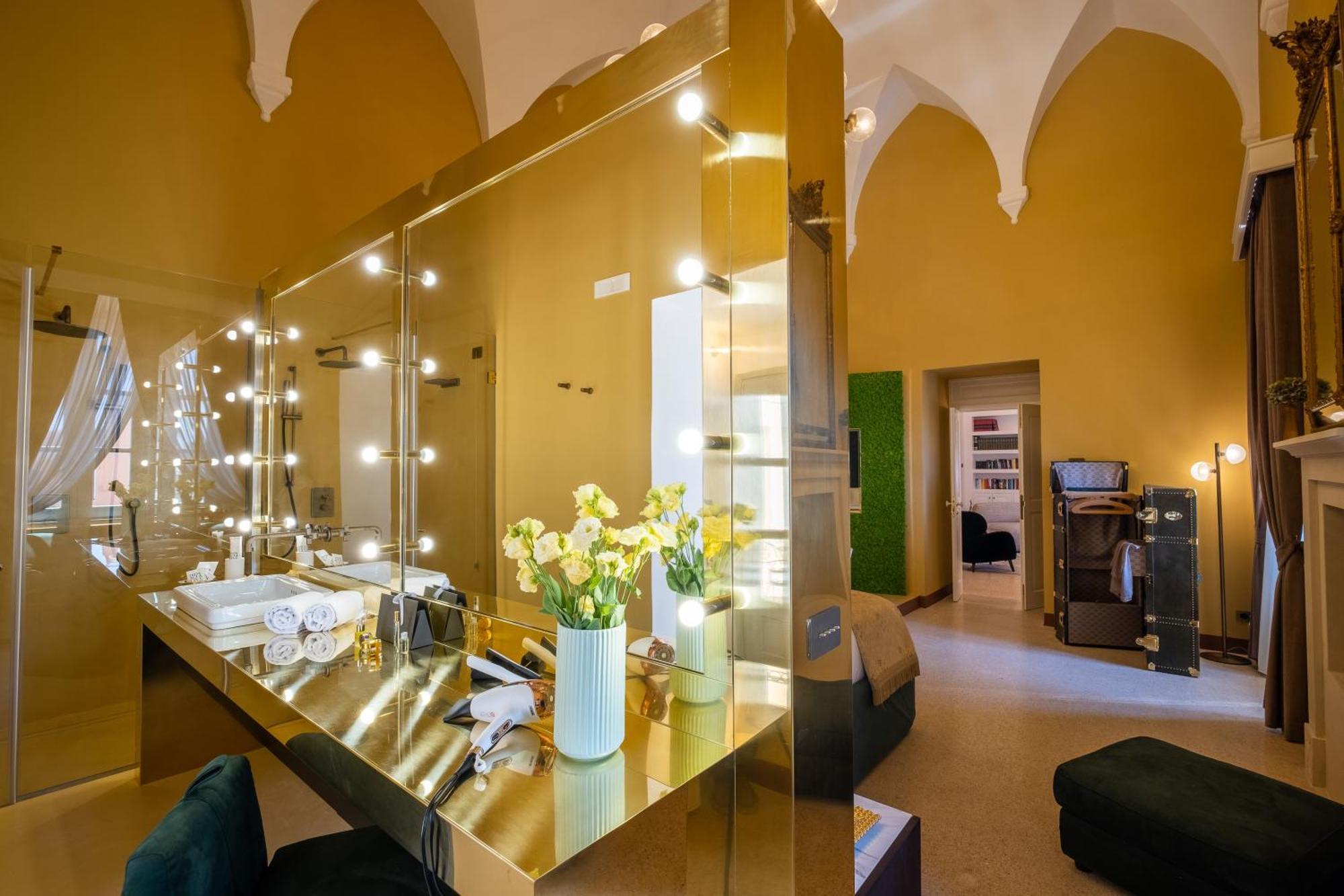 Nohasi Palace Lifestyle & Hotel Noha